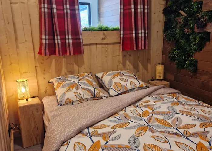 Des Emeraudes 펜션 *